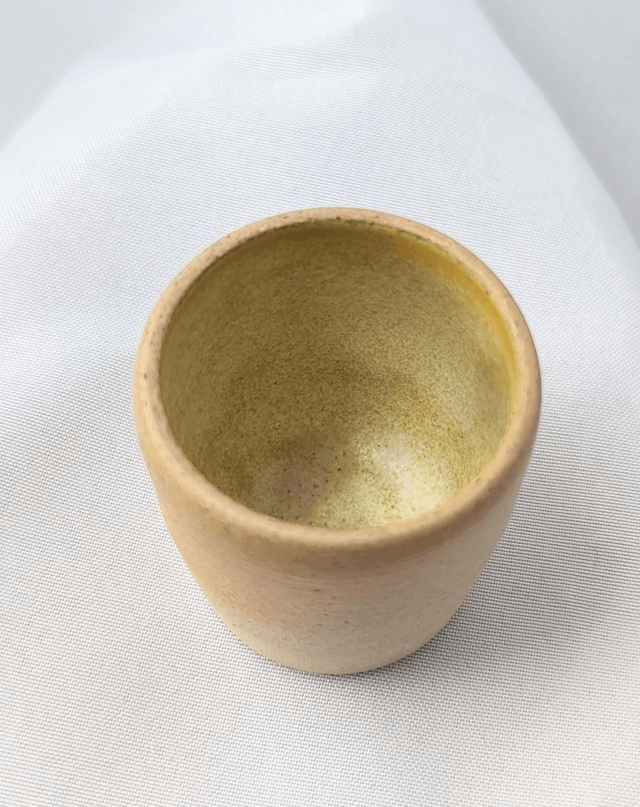 Teeny pot- Lemon yellow b
