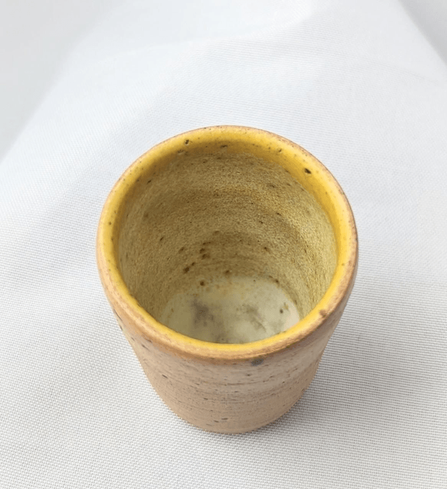 Teeny pot- Lemon yellow c