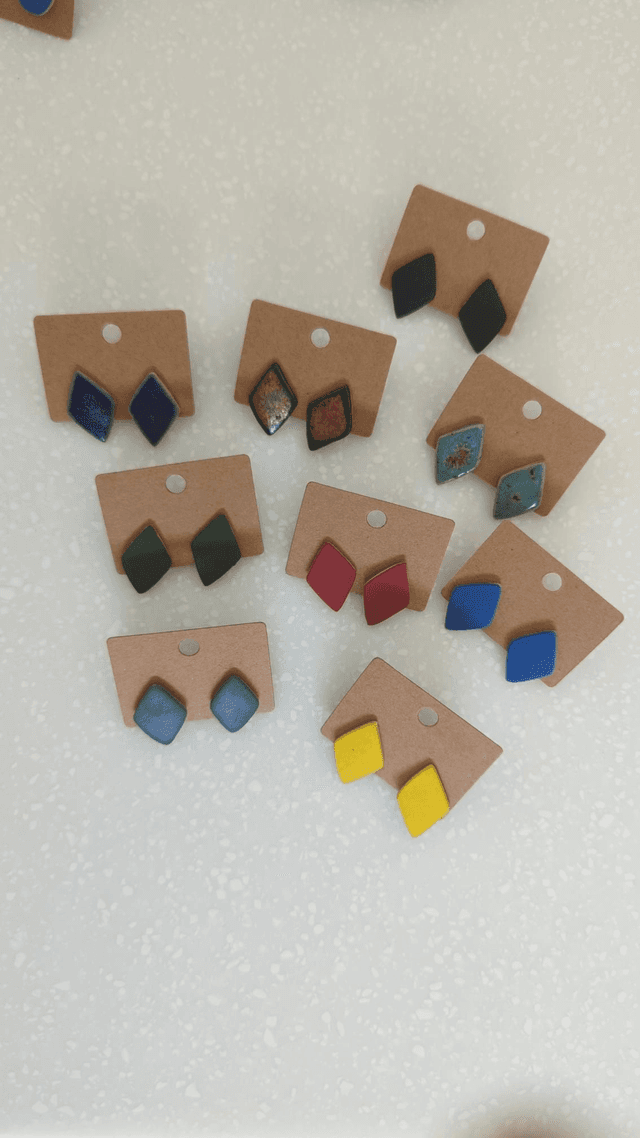 Diamond earrings